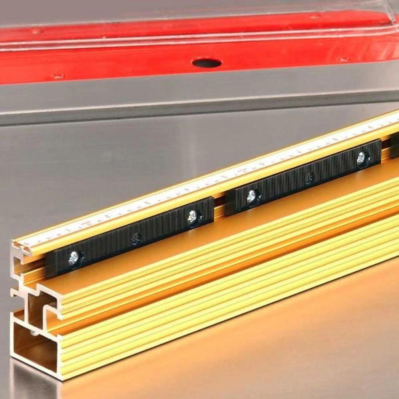 INCRA Telescoping Flip Fence 18" To 31" (Metric) 4 INCRA Telescoping Flip Fence 18" To 31" (Metric) - Image 2