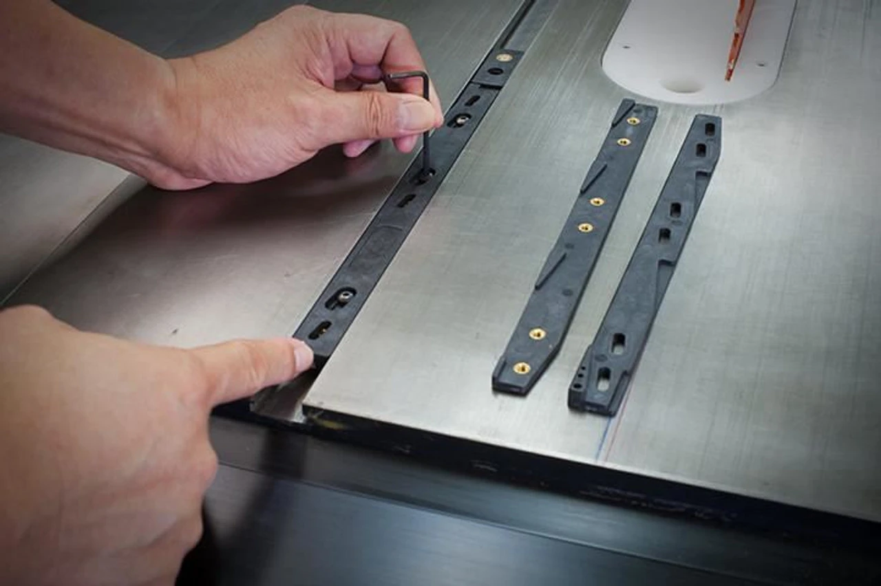 Micro Jig ZEROPLAY Guide Bar System (Single) 4 Micro Jig ZEROPLAY Guide Bar System (Single) - Image 2