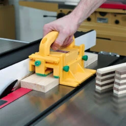 Micro Jig GRR-RIPPER 3D Pushblock -Carpentry Tool Shop 25e62593 2c83 47d6 941d d3bebf8d05c8 33894.1704807509