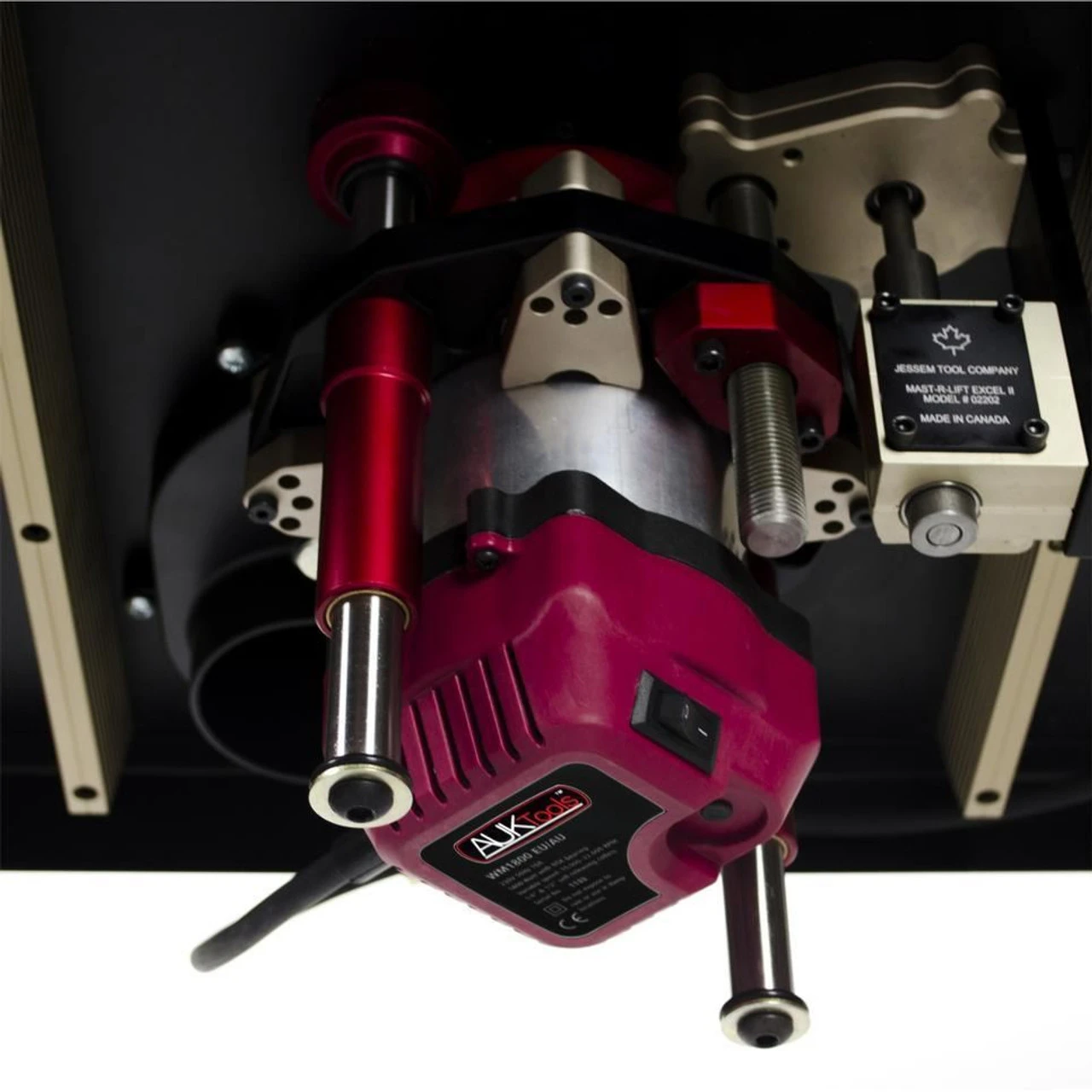 AUKTools 2400W Fixed Base Router With NVR And Remote Speed Control 7 AUKTools 2400W Fixed Base Router With NVR And Remote Speed Control - Image 5