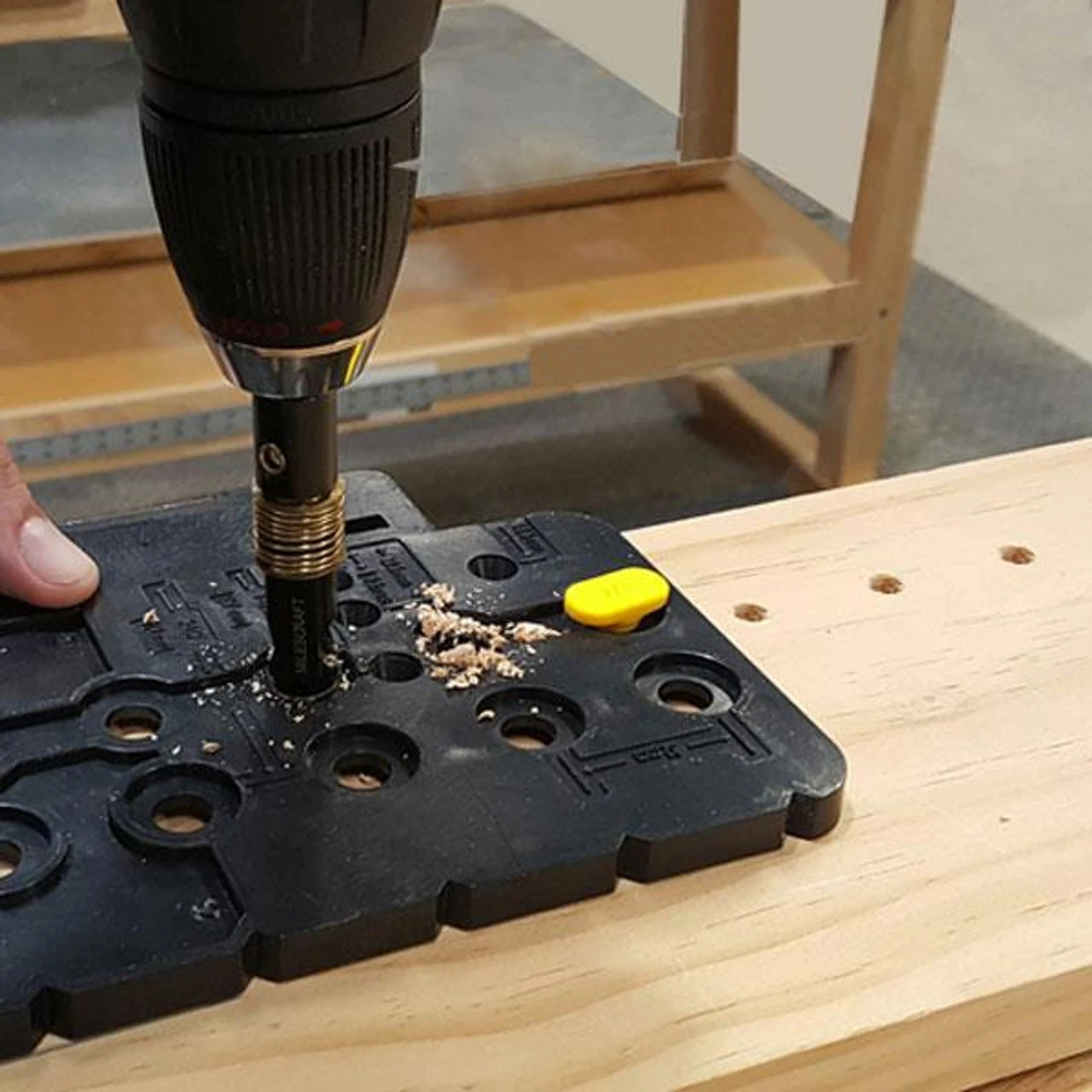 Milescraft 1/4" ShelfPinBit 5 Milescraft 1/4" ShelfPinBit - Image 3