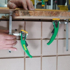 Micro Jig MATCHFIT Dovetail Rachet Clamp AP -Carpentry Tool Shop 8ac416bb fbe1 44a5 8dec 78dd37703060 84672.1704807570