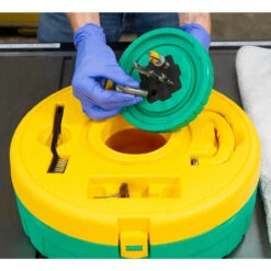 Micro Jig BLADECLEAN Blade And Bit Cleaning System -Carpentry Tool Shop 91198fa1 ef44 4e00 83e3 a8bd997571fd 23374.1704809993