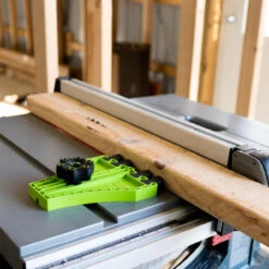 Bow Products Portable Saw Featherboard -Carpentry Tool Shop be0abfec 70c7 43fc 95ed be2673e981b0 24786.1715169958