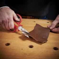 FastCap Flush Cut Power Shears -Carpentry Tool Shop c2e07c1b b1da 472d a52d cf41d6cf9c58 87143.1704810108